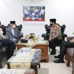 KAPOLDA SULSEL SILATURAHMI KEPADA KETUA MUI PROVINSI SULSEL
