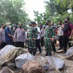 Tinjau NTT, Panglima dan Kapolri Fokuskan Evakuasi Korban dan Kirim Bantuan
