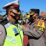 Kapolres Sinjai Pimpin Apel Gelar Pasukan Dalam Rangka Ops Keselamatan 2021