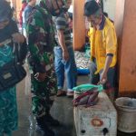 Jelang Hari Raya Idul Fitri 1442 H, Babinsa Kodim 1417/Kendari Pantau Harga Sembako