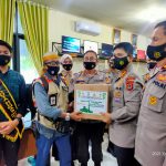 Jelang Lebaran Idul Fitri 1442 H, Polda Sulsel Bagikan Paket Lebaran Kepada Wartawan