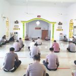 Melalui Binrohtal, Polres Enrekang Tingkatkan Karakter Personel Polri