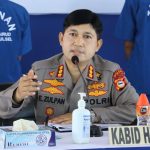 Dit Polairud Polda Sulsel Ungkap 8 Pelaku Ilegal Fishing Dengan Ratusan Bom Ikan Siap Pakai dan 100 Batang Detonator