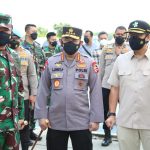 Kapolri, Panglima TNI dan Menkes Tinjau Rusun Nagrak dan PPKM di Semper Barat