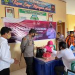 Kapolres Sinjai Pantau Vaksinasi Massal di Gerai Vaksin Presisi Puskesmas Balangnipa.