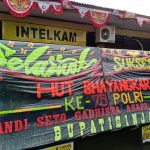 Puncak Peringatan Hari Bhayangkara Ke-75, Polres Sinjai Dibanjiri Karangan Bunga