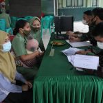 Cegah Penyebaran Covid-19, Yonif 725/Woroagi Gelar Serbuan Vaksinasi