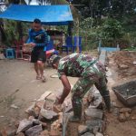 Satgas Pra TMMD bersama warga bangun pondasi rumah