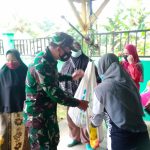 Bantu Posyandu, Satgas TMMD 112 Kodim 1417/Kendari Timbang Balita 