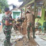Awal Pembangunan Rumah, Satgas TMMD-112 Mulai Gali Lubang Pondasi