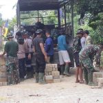 Mental Anggota Satgas TMMD di Uji Dengan Adanya Pemasangan Paving Blok
