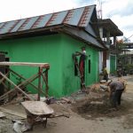 Jelang Penutupan TMMD, Satgas dan Warga Tetap Gotong Royong