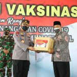 Gandeng PCNU Banyuwangi, Kapolri Kejar Target 70 Persen Vaksinasi Presiden Jokowi