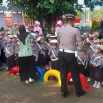 Sambut Hari Bhayangkara, Sat Lantas Polres Sinjai Perkenalkan Rambu-Rambu Lalu Lintas Kepada Anak Usia Dini.