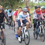 Semarak HUT RI ke 77, Kapolres Sidrap Gowes Kebangsaan dengan Dandim 1420 Sidrap dan Komunitas Sepeda 77 