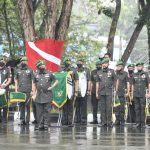 Harmoni Korsik Ajenrem 143/HO Iringi Upacara HUT ke 77 RI Di Rumah Jabatan Gubernur Sultra