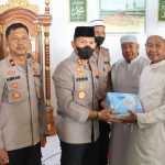 Saat Safari Jum’at di Masjid Al -Muhajirin Baranti, Kapolres Sidrap Sampaikan Intruksi Kapolri