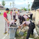 Jum’at Bersih, Wakapolres Sinjai Pimpin Korvei Sekitar Mako Usai Apel Pagi.