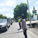 Polwan Polres Sidrap Pengamanan dan Pengaturan Lalu Lintas Saat Pelaksanaan Sholat Jumat