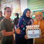 Kodim Jeneponto Gelar Kegiatan Serbuan Teritorial Pembagian Paket Sembako Kepada Masyarakat Kurang Mampu.