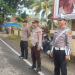 Wujudkan Kamseltibcar Lantas, Kapolres Sinjai Sebar Seluruh Personelnya Gatur Lalin Bantu Sat Lantas di Pagi Hari.