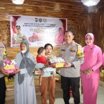 Kapolres Sidrap bersama Ketua Bhayangkari Beri Bantuan ke Keluarga Penderita Stunting dan Gizi Buruk