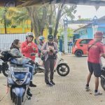 Personel Polres Sidrap Lakukan Koordinasi dan Berangkatkan Suporter PSM Makassar Menuju ke Parepare 