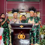 Ratas Bareng Presiden, Kapolri Tegaskan TNI-Polri Kawal Seluruh Kebijakan di Papua 