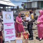 Peduli Kemanusiaan di Bulan Ramadhan, Polsek Dua Pitue Polres Sidrap Berikan Bantuan Kepada Korban Kebakaran