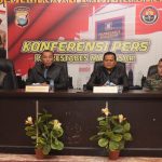 Gelar Konferensi Pers Masalah Pengrusakan Fasilitas Polri Di Makassar, Kapolda Sulsel Dan Pangdam XIV : dalam pelaksanaan tugas Baik TNI Polri Tetap Solid