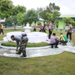 Eratkan Solidaritas TNI-POLRI, Polres Sidrap Bersama Kodim 1420 Laksanakan Kerja Bakti