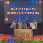 Pemerintah Provinsi Bersama Kabupaten/Kota Melakukan Penandatanganan Kesepakatan Bersama Tentang Penggunaan Assessment Center Polri.