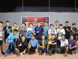 Kejuaraan Tennis Lapangan Resmi di Tutup, Kapolres Sidrap Serahkan Piala dan Uang Pembinaanke Pemenang