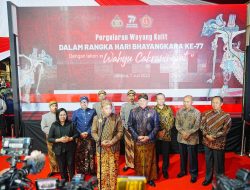 Gelar Wayang Kulit Lakon Wahyu Cakraningrat, Kapolri: Sinergisitas TNI, Polri, Rakyat Makin Kuat 