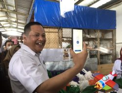 KADIN SULTRA BERSAMA BI SULTRA DAN PERUMDA KOTA KENDARI MENGGELAR PASAR MURAH.