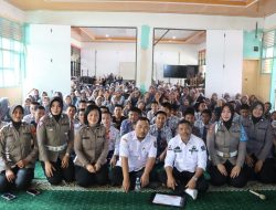 Rangkaian Hari Jadi Polwan ke-75 Tahun, Srikandi Polres Sidrap Melakukan Goes To School 