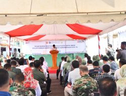 Sekda Provinsi Sultra Buka Pasar Murah dan Pameran Alutsista Serta UMKM Dalam Rangka GNPIP dan Gebryar Kemerdekaan RI ke-78 di Makorem 143/HO