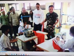 Korem 143/HO Tinjau Langsung Proses Penjahitan Bendera Sepanjang 17 Km di SMKN 3 Kendari dan SMKN 4 Kendari