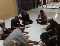 Tingkatkan Iman dan Taqwa Tahanan, Kasat Tahti Polres Sidrap Melaksanakan Sholat Berjamaah, Tadarus dan Sholawatan