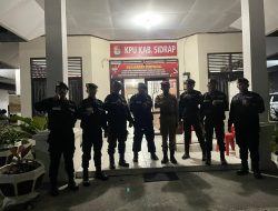 Beri Rasa Aman dan Nyaman, Personel Sat Samapta Polres Sidrap Laksanakan Patroli Secara Hunting di Malam Akhir Pekan