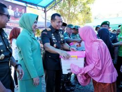 Safari Jumat di Masjid Quba Haji Rangka Parangloe, Pangdam XIV/Hsn Berikan Bansos Kepada Warga Terdampak Cuaca Kering dan Bantuan Kepada Pengurus Masjid