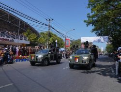 Masyarakat Sulsel Ramaikan Puncak Perayaan HUT ke-78 TNI di Lapangan Karebosi, Saksikan Gelar Pasukan, Parade/Defile Pasukan dan Alutsista, Demonstrasi, Baksos dan Hiburan Masyarakat
