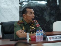 Berikan Evaluasi dan Kaji Ulang Latihan Posko dan Latihan Lapangan Gulben, Pangdam XIV/Hsn Harap Mampu Tingkatkan Kualitas Tugas dan Bangun Sinergi Bersama Stakeholder Terkait