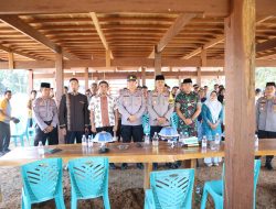 Wakapolres Sidrap Laksanakan Jumat Curhat Bersama Masyarakat Desa Wanio Timoreng
