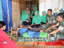 Gelar Jum’at Berkah, Pasi Ops Kodim 1425 Jeneponto Berikan Bantuan Makanan dan Minuman Nutrisi Kepada Keluarga Gizi Buruk
