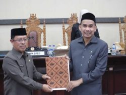 Gelar Rapat Paripurna, DPRD Makassar Setujui Ranperda APBD Tahun 2022 Jadi Perda