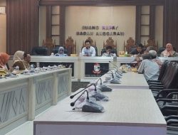 DPRD Kota Makassar Gelar RDP Bareng Mantan Ketua RT dan RW, Ini Tuntutannya