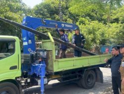 Komisi C-Dinas PU Makassar Tertibkan Tujuh Tiang Fiber Optik tak Berizin