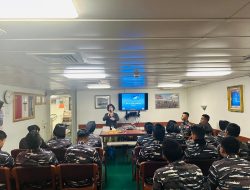 Pembekalan HIV/AIDS, Untuk KRI Diponogoro-365