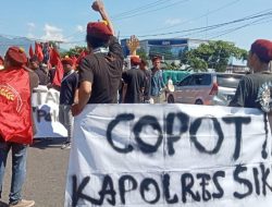 Aksi Mahasiswa PMKRI Tuntut Kapolres Sikka di Copot Atas Kasus TPPO